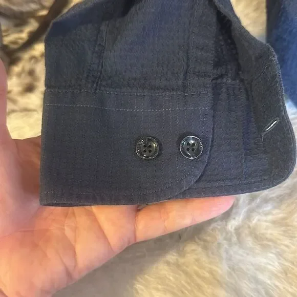 Armani dress shirt M (2575)